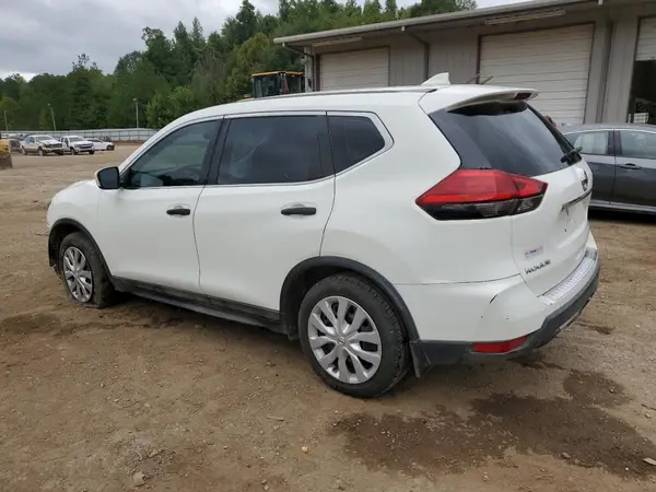 5N1AT2MT4HC745092 2017 NISSAN ROGUE - Image 2