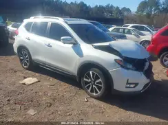 5N1AT2MT4HC755637 2017 NISSAN ROGUE