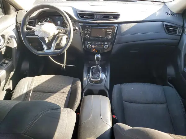 5N1AT2MT4HC758621 2017 NISSAN ROGUE - Image 8