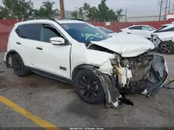 5N1AT2MT4HC767951 2017 NISSAN ROGUE