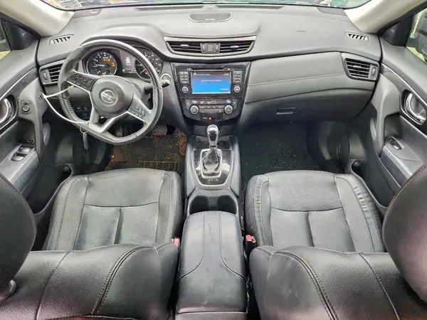 5N1AT2MT4HC772230 2017 NISSAN ROGUE - Image 8