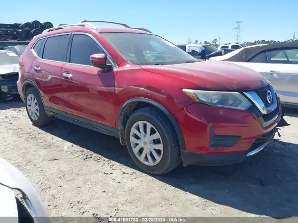 5N1AT2MT4HC774544 2017 NISSAN ROGUE - Image 1