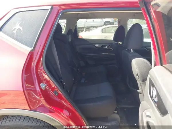 5N1AT2MT4HC774544 2017 NISSAN ROGUE - Image 8