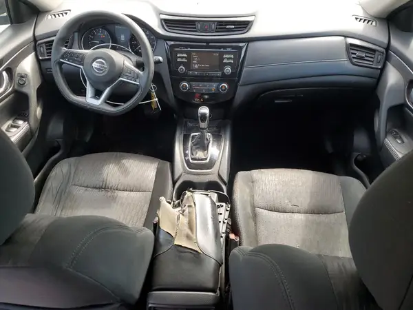 5N1AT2MT4HC776648 2017 NISSAN ROGUE - Image 8