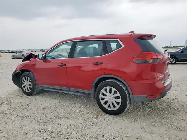5N1AT2MT4HC777007 2017 NISSAN ROGUE - Image 2