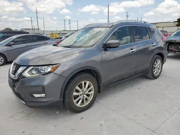 5N1AT2MT4HC777136 2017 NISSAN ROGUE - Image 1
