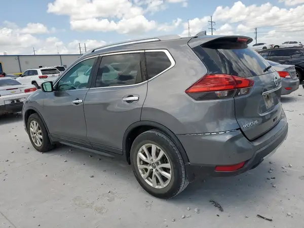 5N1AT2MT4HC777136 2017 NISSAN ROGUE - Image 2