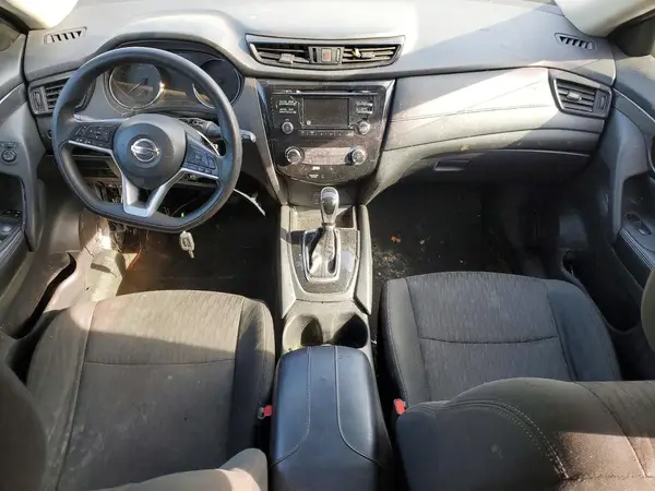 5N1AT2MT4HC778383 2017 NISSAN ROGUE - Image 8