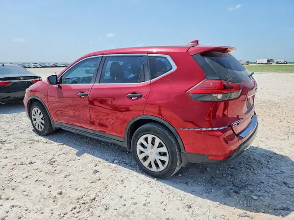 5N1AT2MT4HC778660 2017 NISSAN ROGUE - Image 2