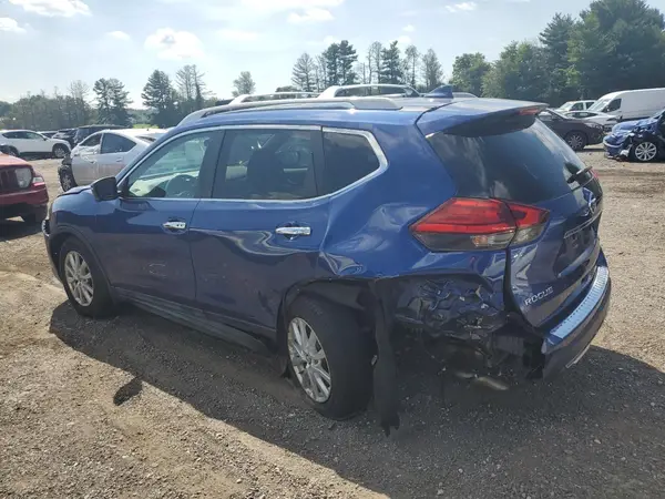 5N1AT2MT4HC793384 2017 NISSAN ROGUE - Image 2