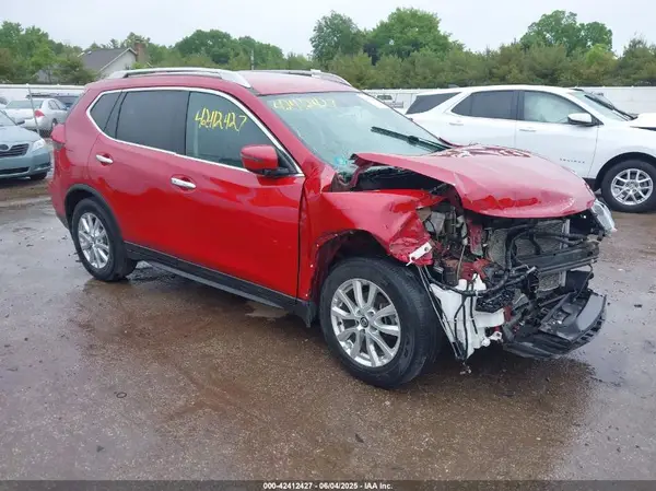 5N1AT2MT4HC797225 2017 NISSAN ROGUE - Image 1