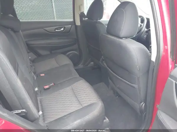 5N1AT2MT4HC797225 2017 NISSAN ROGUE - Image 8