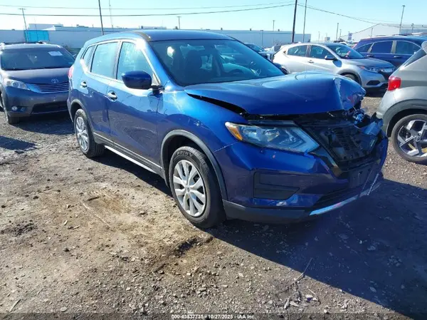 5N1AT2MT4HC805548 2017 NISSAN ROGUE - Image 1