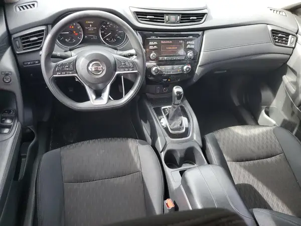 5N1AT2MT4HC815335 2017 NISSAN ROGUE - Image 8