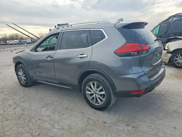 5N1AT2MT4HC817716 2017 NISSAN ROGUE - Image 2