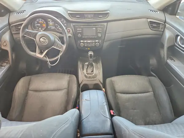 5N1AT2MT4HC818560 2017 NISSAN ROGUE - Image 8