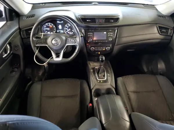 5N1AT2MT4HC820034 2017 NISSAN ROGUE - Image 8