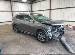 5N1AT2MT4HC824570 2017 NISSAN ROGUE