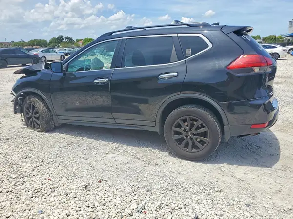 5N1AT2MT4HC826240 2017 NISSAN ROGUE - Image 2