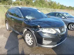 5N1AT2MT4HC827906 2017 NISSAN ROGUE