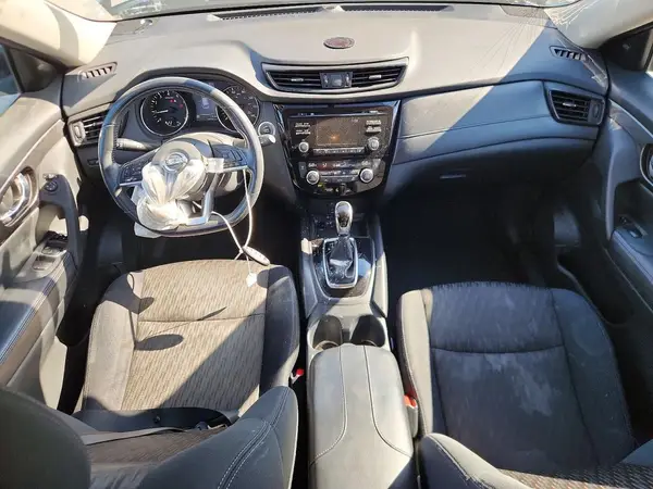 5N1AT2MT4HC843278 2017 NISSAN ROGUE - Image 8