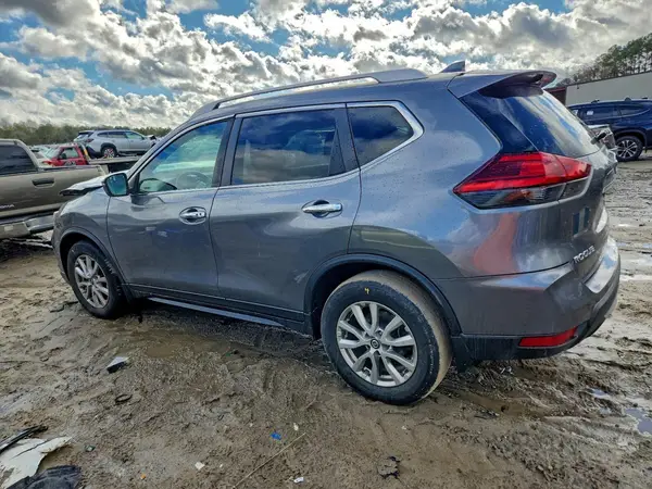 5N1AT2MT4HC844544 2017 NISSAN ROGUE - Image 2