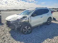 5N1AT2MT4HC854989 2017 NISSAN ROGUE