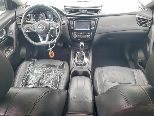 5N1AT2MT4HC859531 2017 NISSAN ROGUE - Image 8