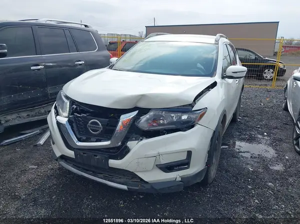 5N1AT2MT4HC862235 2017 NISSAN ROGUE - Image 2