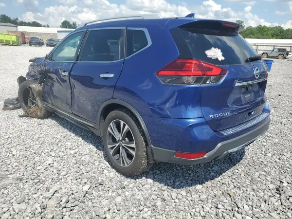 5N1AT2MT4HC864731 2017 NISSAN ROGUE - Image 2