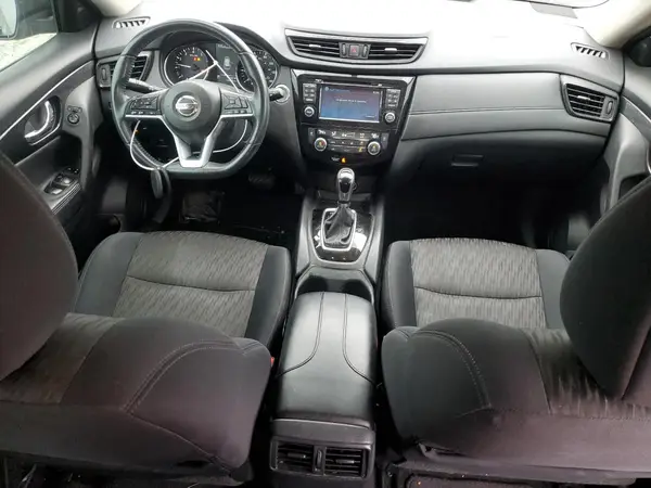 5N1AT2MT4HC873493 2017 NISSAN ROGUE - Image 8