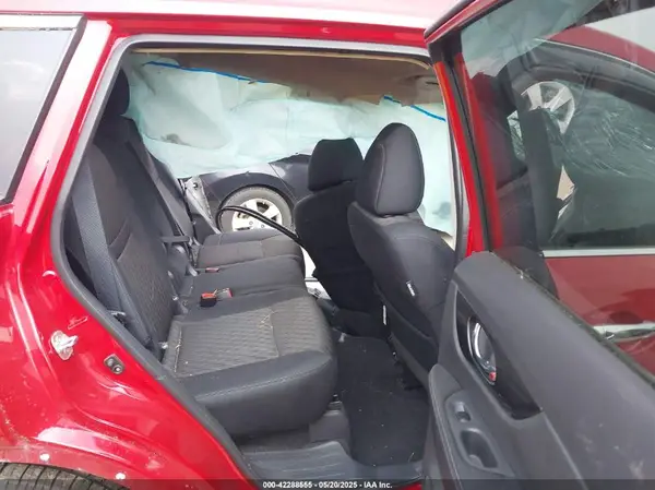 5N1AT2MT4HC876281 2017 NISSAN ROGUE - Image 8