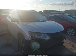 5N1AT2MT4HC878256 2017 NISSAN ROGUE