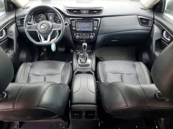 5N1AT2MT4HC881853 2017 NISSAN ROGUE - Image 8