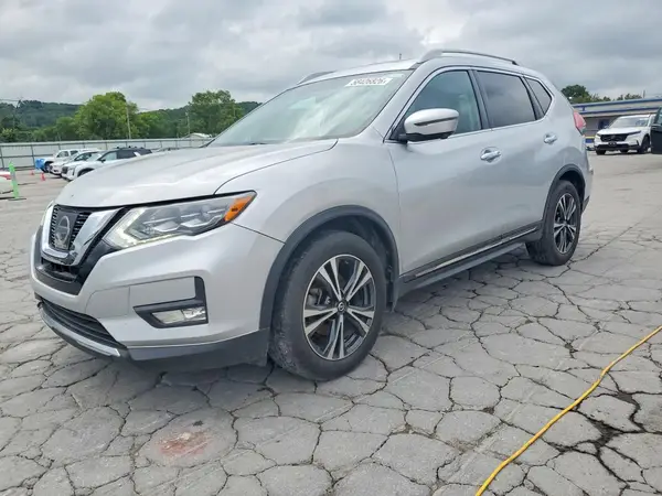 5N1AT2MT4HC887362 2017 NISSAN ROGUE - Image 1