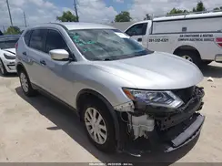 5N1AT2MT4HC888446 2017 NISSAN ROGUE
