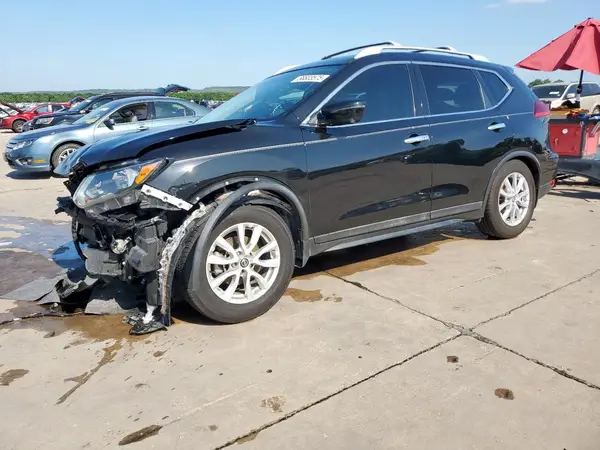 5N1AT2MT4HC890200 2017 NISSAN ROGUE - Image 1