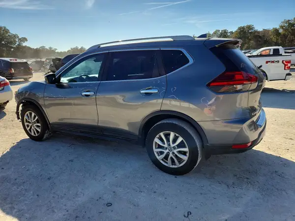 5N1AT2MT4HC892464 2017 NISSAN ROGUE - Image 2