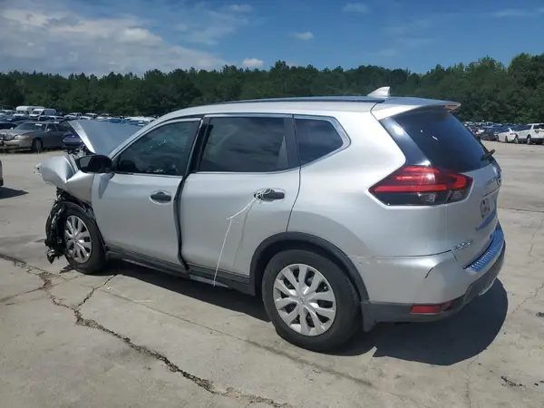 5N1AT2MT4HC895252 2017 NISSAN ROGUE - Image 2