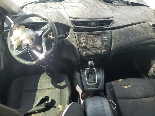5N1AT2MT4HC895252 2017 NISSAN ROGUE - Image 8