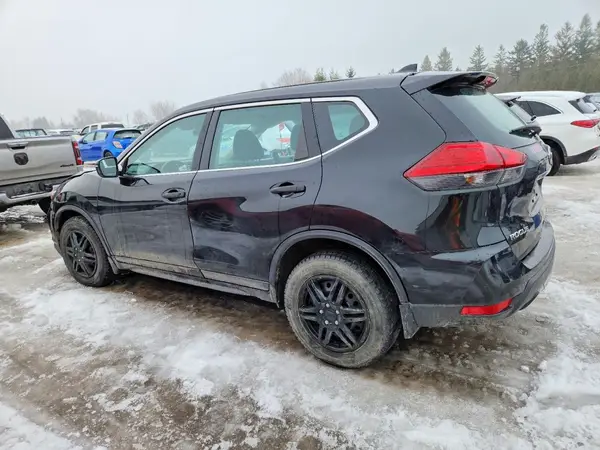 5N1AT2MT4HC896112 2017 NISSAN ROGUE - Image 2