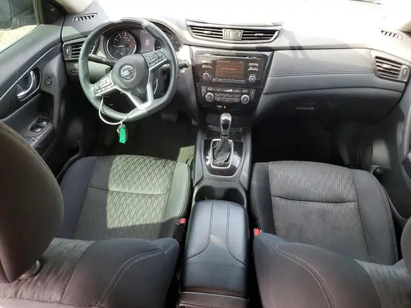 5N1AT2MT4HC896157 2017 NISSAN ROGUE - Image 8
