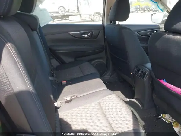 5N1AT2MT4HC896255 2017 NISSAN ROGUE - Image 8