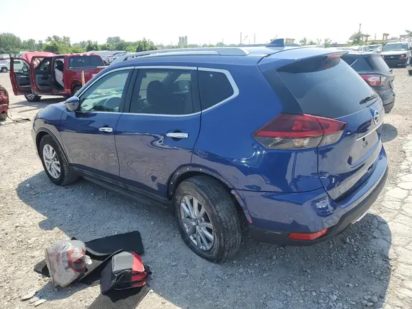 5N1AT2MT4JC700207 2018 NISSAN ROGUE - Image 2