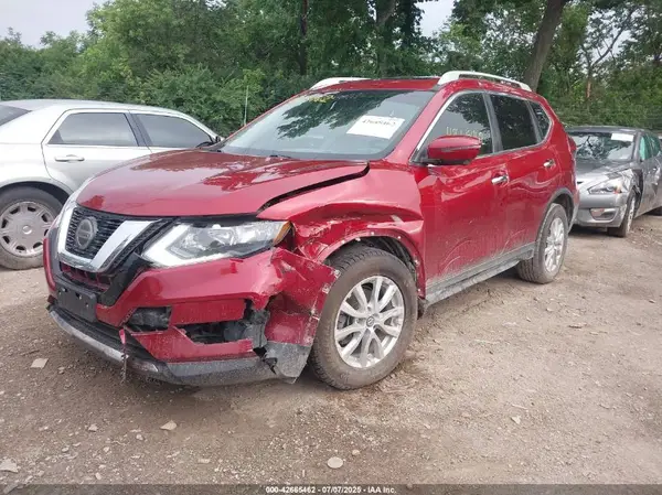 5N1AT2MT4JC704418 2018 NISSAN ROGUE - Image 2