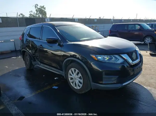 5N1AT2MT4JC710087 2018 NISSAN ROGUE - Image 1
