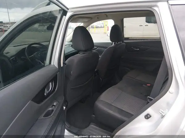 5N1AT2MT4JC716150 2018 NISSAN ROGUE - Image 8