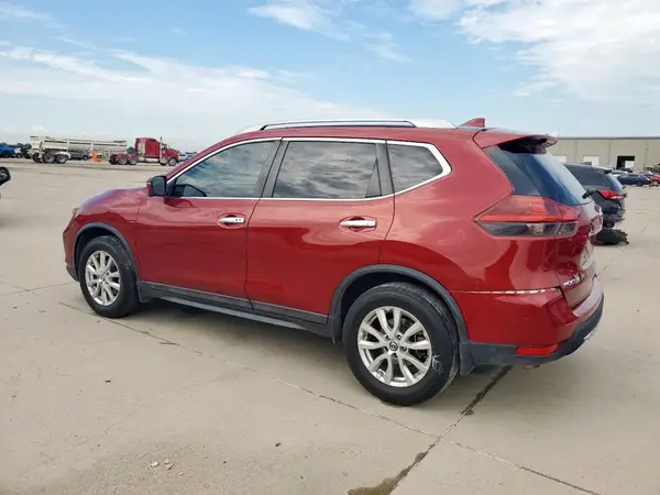 5N1AT2MT4JC718917 2018 NISSAN ROGUE - Image 2
