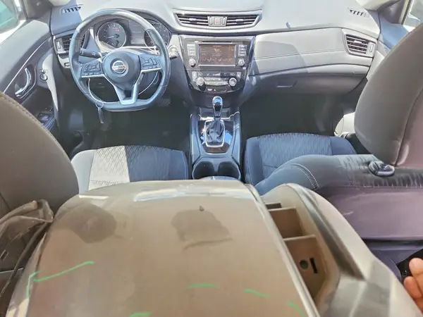 5N1AT2MT4JC731022 2018 NISSAN ROGUE - Image 8