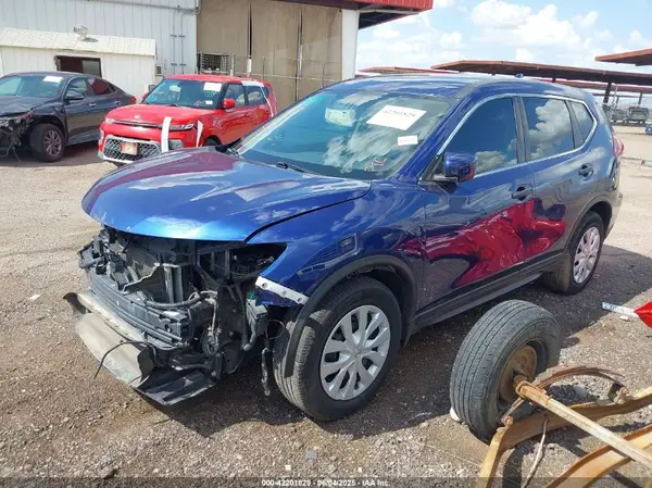 5N1AT2MT4JC732686 2018 NISSAN ROGUE - Image 2
